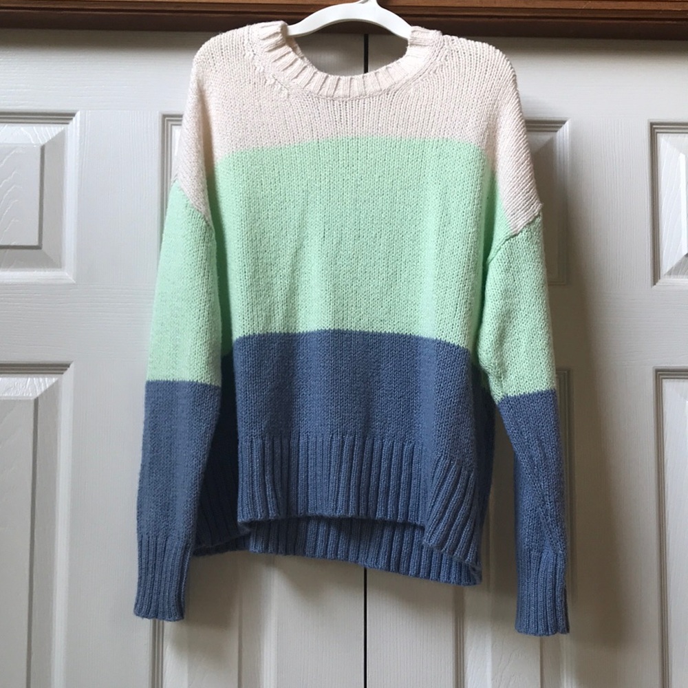 American Eagle Women’s Small Multi-Color Knit Sweater